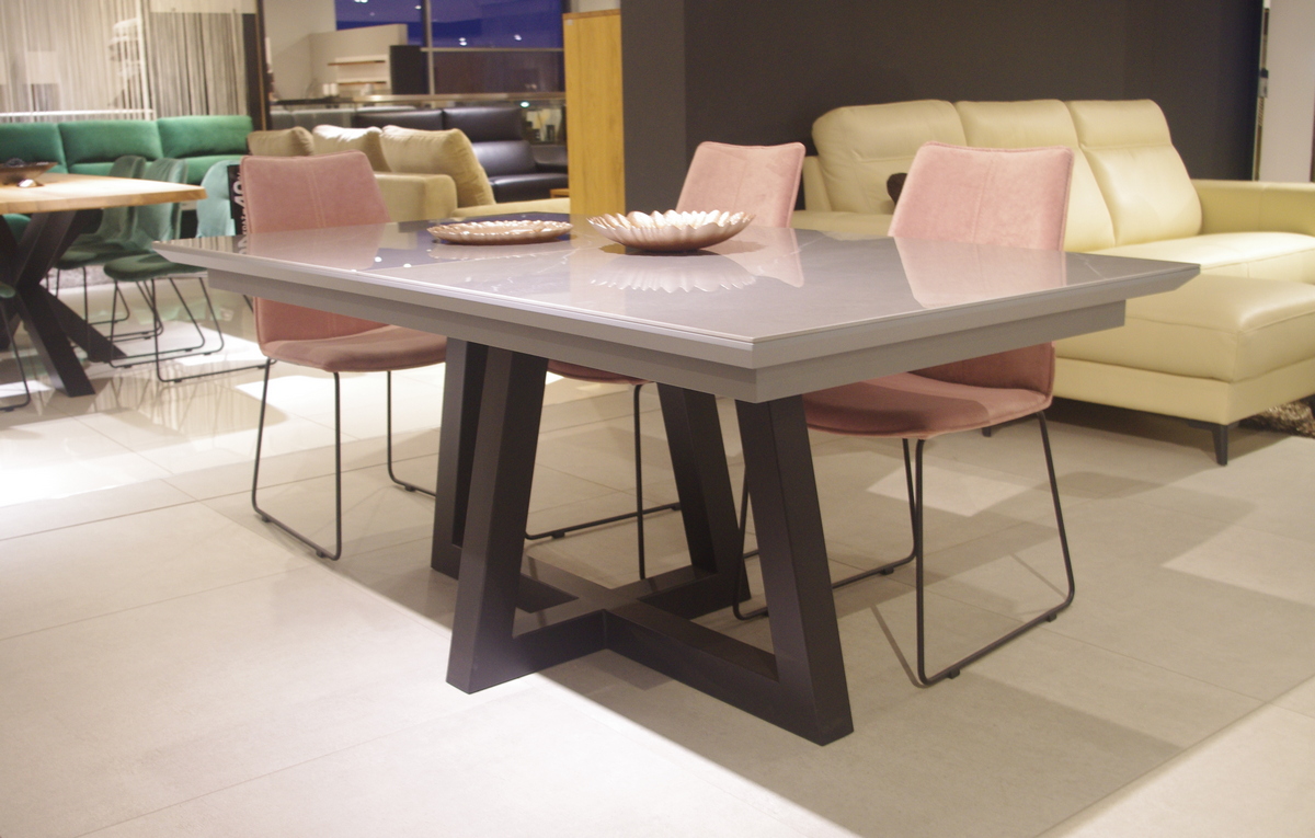 ST&Oacute;Ł A15 180/100 + 2 X 40 CM PIETRA GREY POLER 6.440 ZŁ