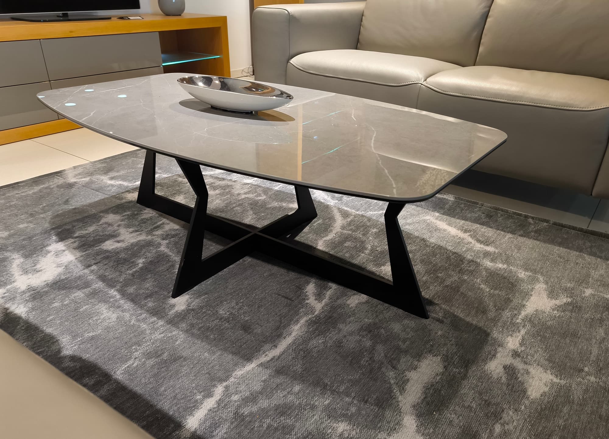STOLIK  B24  120/70 cm kształt: beczka, Pietra Grey połysk