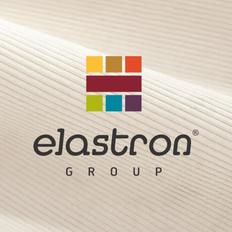 Logo elastron group na materiale tkanina wz&oacute;r paski beżowy